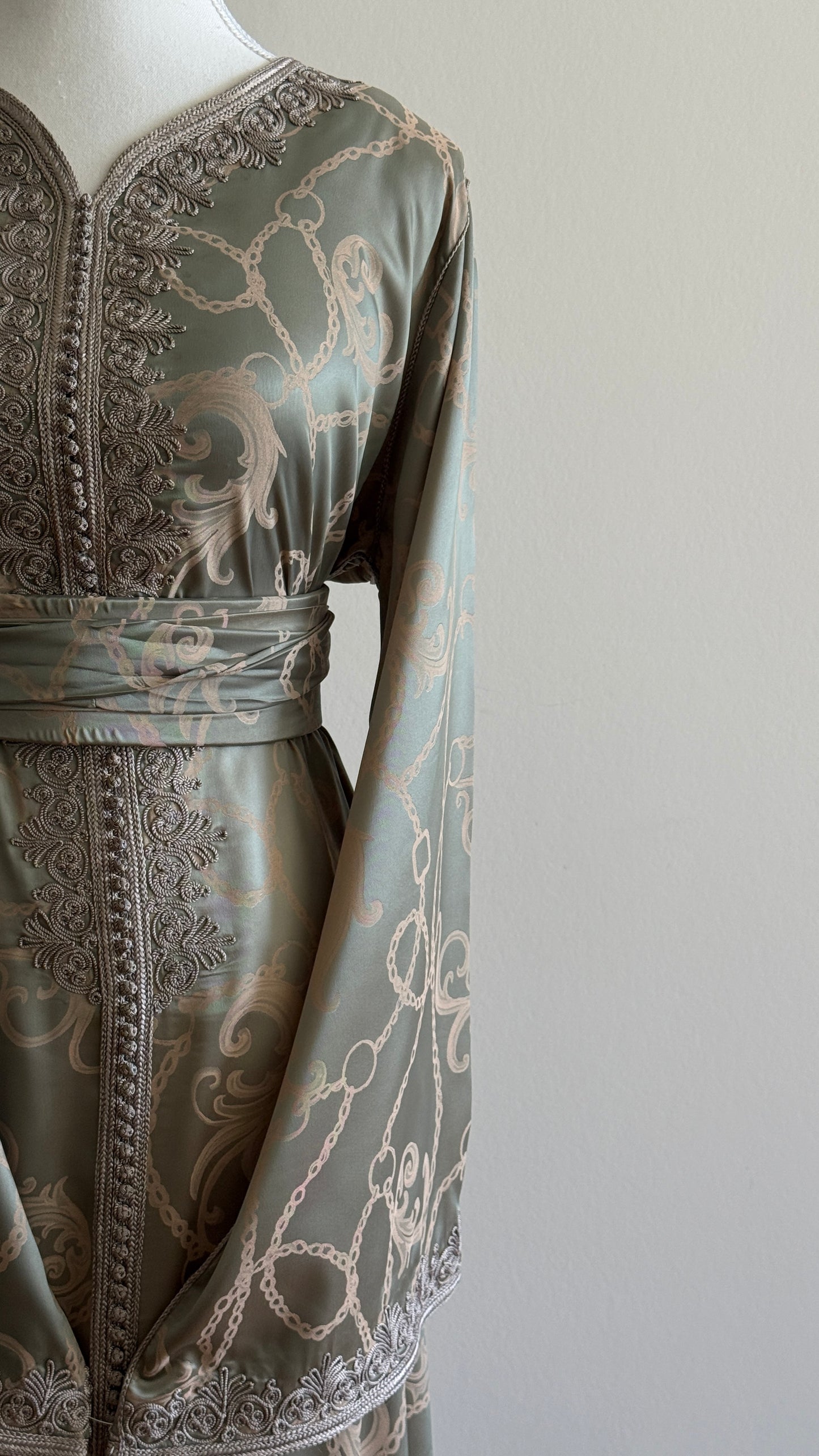 Caftan Vert Sauge - Coffee & Caftans