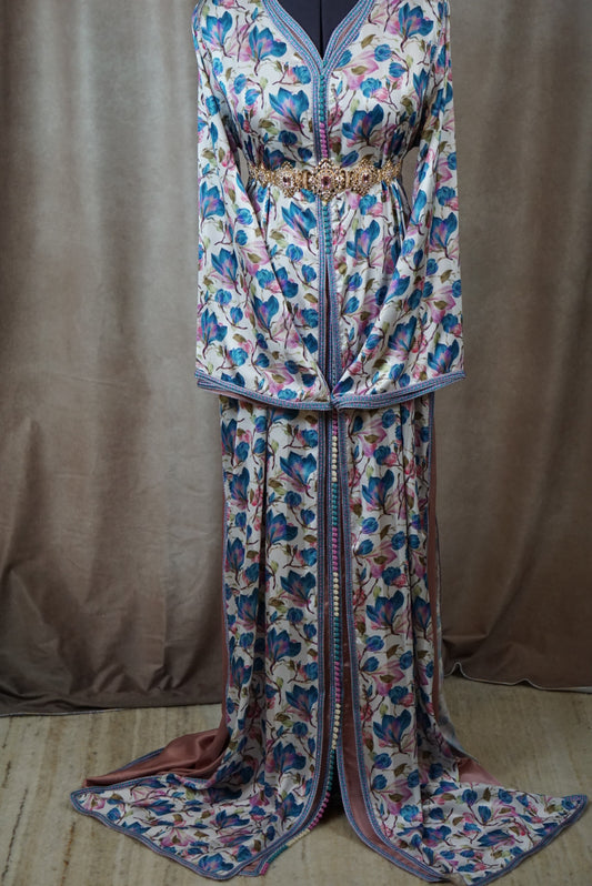 Takchita Magnolia - Coffee & Caftans