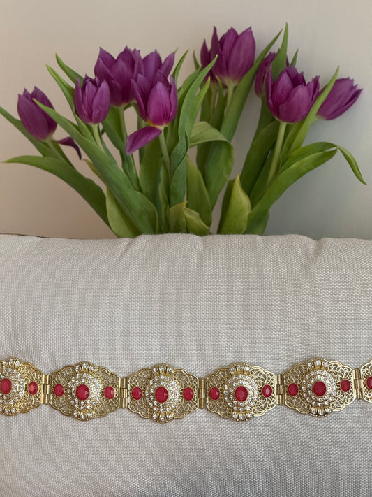 Ceinture Rouge - Coffee & Caftans